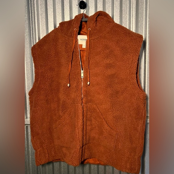 HEIMISH USA Jackets & Blazers - Heimish Hooded Sherpa Vest in Rust/Brown NWOT 3x